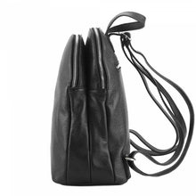 Load image into Gallery viewer, Sole Terra Handbags Rosa Leather Backpack