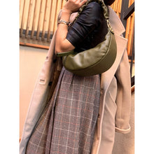 Load image into Gallery viewer, Sole Terra Handbags Tara Small Hobo