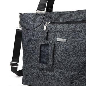 Baggallini Avenue Tote