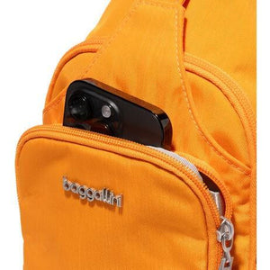 Baggallini Central Park Sling