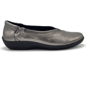 Sole Terra Camdyn Flat 2