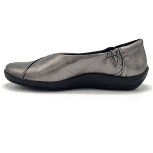 Sole Terra Camdyn Flat 2