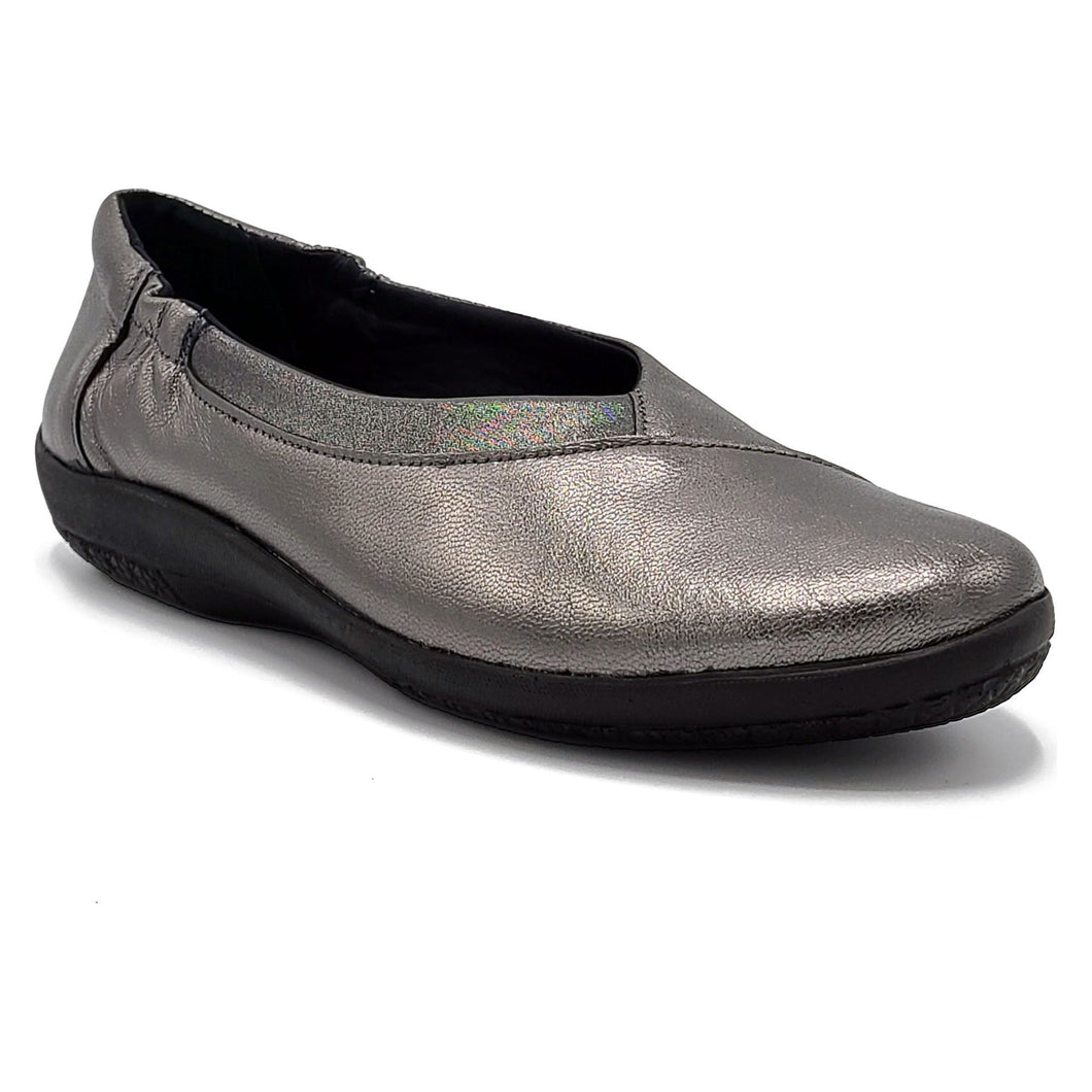 Sole Terra Camdyn Flat 2