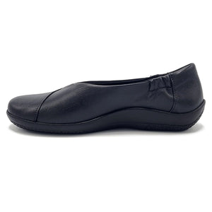 Sole Terra Camdyn Flat 2