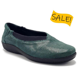 Sole Terra Camdyn Flat 2