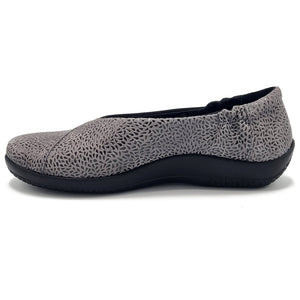 Sole Terra Camdyn Flat 2