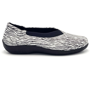 Sole Terra Camdyn Flat 2