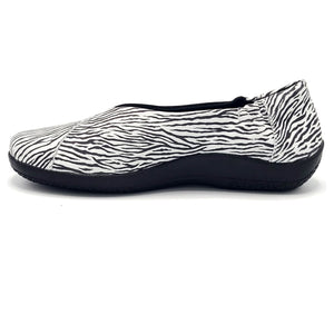 Sole Terra Camdyn Flat 2