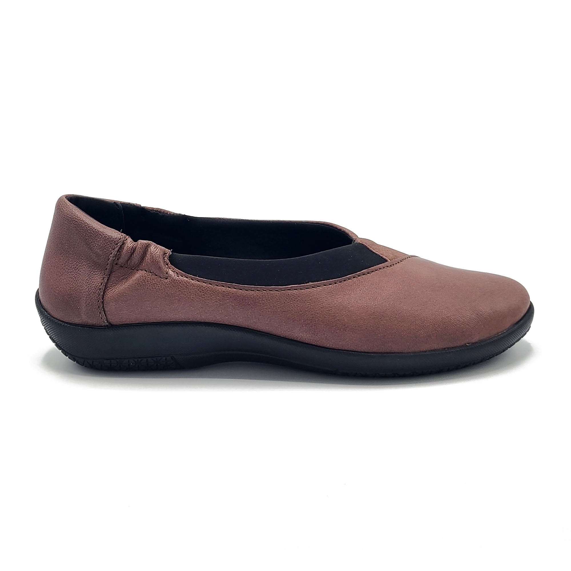 Sole Terra Camdyn Flat 2