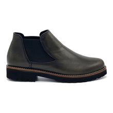 Load image into Gallery viewer, Sole Terra Canyon Chelsea Boot