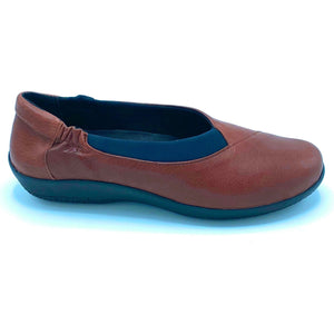 Sole Terra Camdyn Flat 2