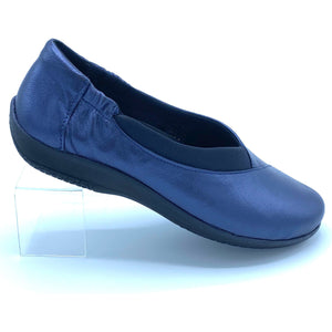 Sole Terra Camdyn Flat 2